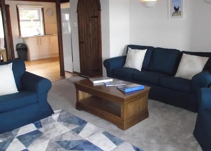 Craobh Marina Cottages